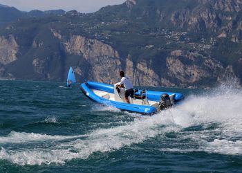 Yamaha Marine, Cantieri Capelli e Federazione Italiana Vela svelano il 595 Benaco