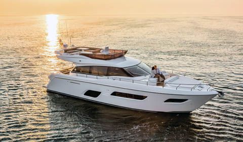 Dubai International Boat Show 2017: Ferretti Group con 8 modelli e la ''Gulf Première'' Ferretti Yachts 550
