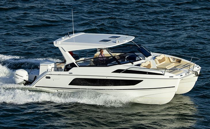 FC-Yacht è il nuovo distributore italiano di Aquila Power Catamarans