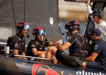 America's Cup / Il fuoco della competizione è tornato per Alinghi Red Bull Racing
