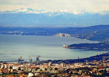 Trieste. Una città tra il Carso e il mare