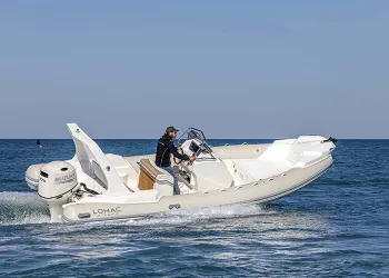Lomac al Sanctuary Cove International Boat Show