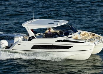 FC-Yacht è il nuovo distributore italiano di Aquila Power Catamarans