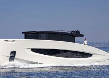 Doppia finale per Evo Yachts ai Motorboat Awards 2022