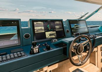 Monte Carlo Yachts primo a montare i Raymarine DockSense® Alert