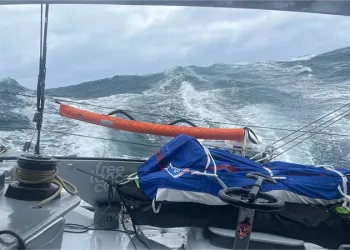 Vendée Globe: l'audace Dalin allunga