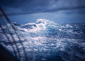 The Ocean Race Leg 4: Team Holcim-PRB has dismasted - all crew safe