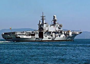 La portaerei Cavour, orgoglio della Marina Militare Italiana