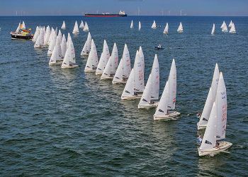 Sailing World Championships di Den Haag day 1: partono le regate delle classi Olimpiche e para sailing