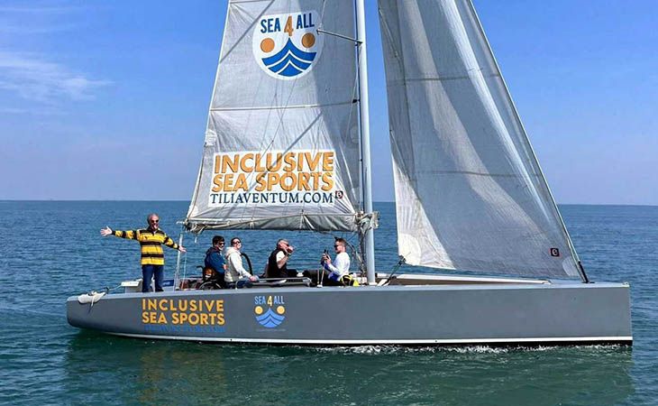 Sport e inclusione in mare con i team Sea4All alla Regata dei 2 Golfi di Lignano Sabbiadoro di fine aprile