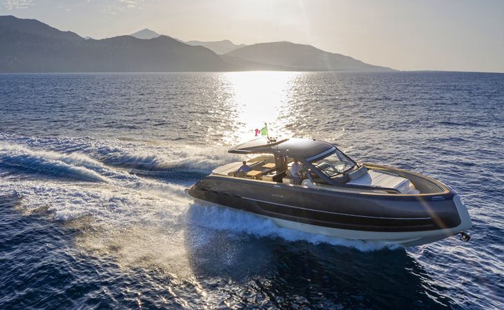 Il made in Italy firmato Invictus Yacht e Capoforte debutta al FLIBS 2023