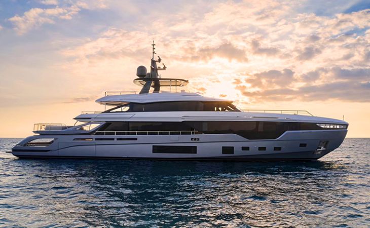 Azimut al Monaco Yacht Show con Grande Trideck e Grande 35 Metri