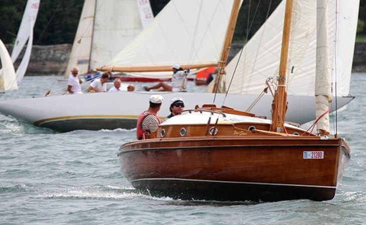 Verbano Classic Regatta: 1-3 settembre 2023, sul lago Maggiore tornano le vele d’epoca 