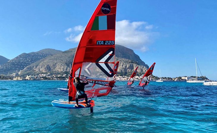 Windsurf: Nicolò Renna terzo under21 alla Settimana Olimpica Andalusa
