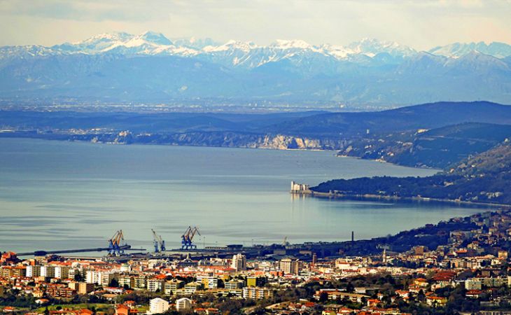 Trieste. Una città tra il Carso e il mare