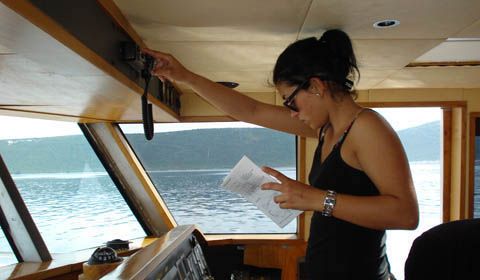 Nautica: Confarca contro la sostituzione delle radio VHF sulle barche