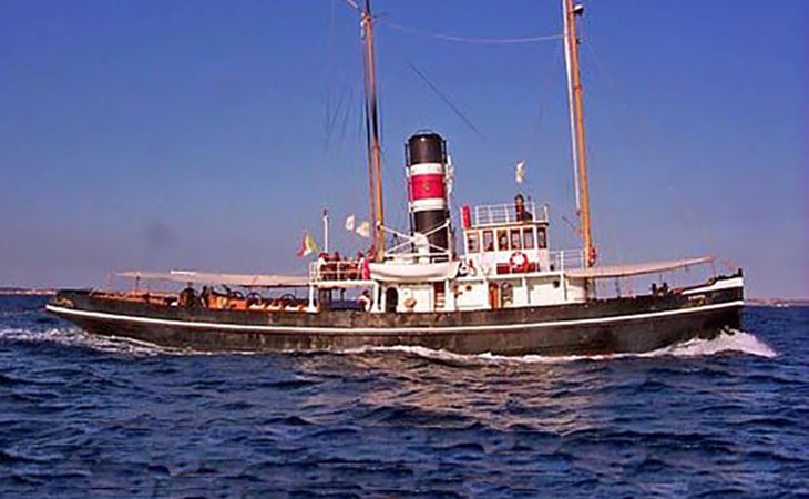 Il Pietro Micca, 1895: antica nave a vapore ancora in funzione