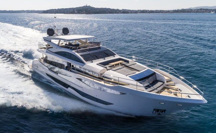 New Pearl 95 yacht sold in Mallorca by Baxter Marine