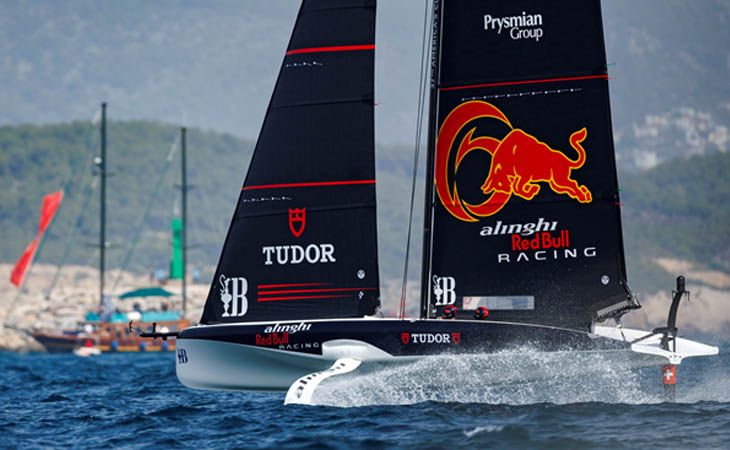 America's Cup - The first test of all-out racing for Alinghi Red Bull Racing