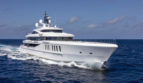Premiato a Londra il mega yacht Benetti ''Spectre'': il migliore yacht al mondo