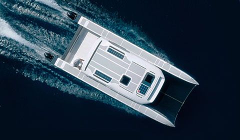 Al boot Düsseldorf 2018 il progetto Outcut 29.5: il catamarano carrellabile