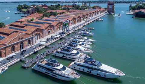 Dream Yacht Charter al Salone Nautico di Venezia presenta il suo team ed i suoi servizi