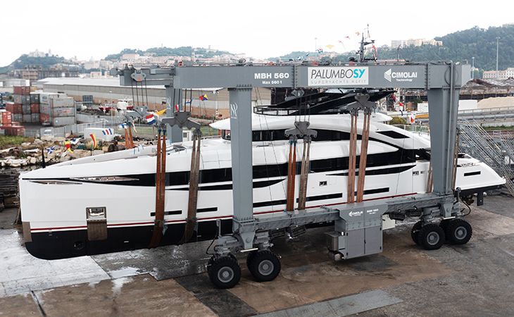 ISA Yachts vara il nuovo ISA GT 45 M/Y UV II