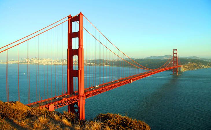 Il Ponte di San Francisco, ''Tragicamente'' affascinante