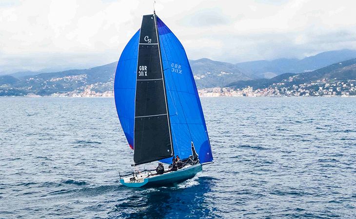 Il primo Cape 31 italiano naviga nelle acque di Savona
