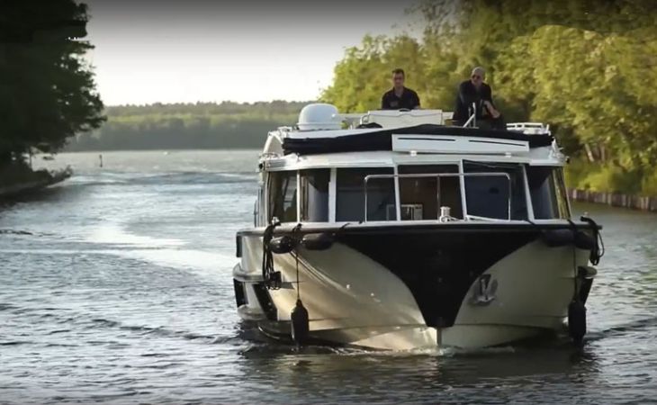 Le Boat si rinnova: grandi investimenti per le houseboat della flotta Vision