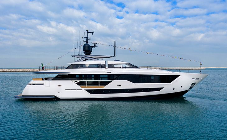 Custom Line 106’ M/Y Gerry’s Ferry: varato il primo yacht dell'anno per la linea planante del brand
