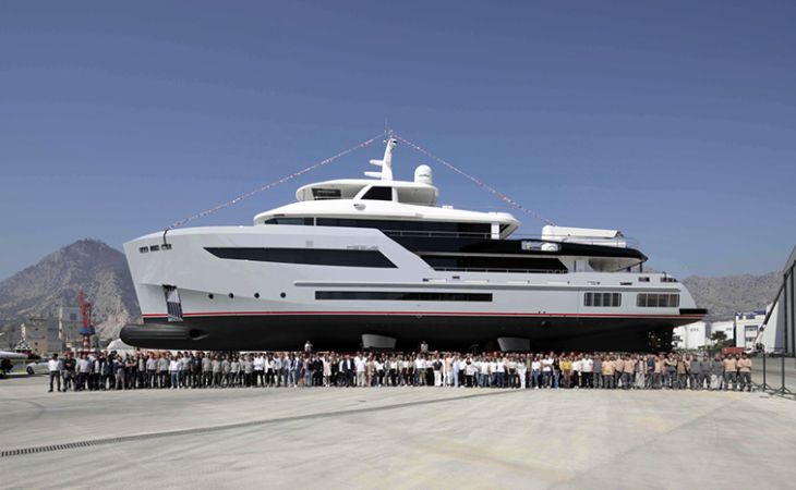 New built B145 Explorer launched at Bering Yachts