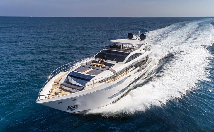 Pearl Yachts to present two yewels of their range at Palm Beach International Boat Show