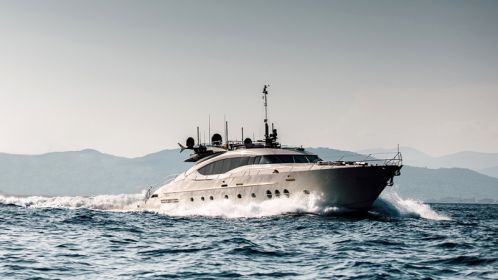 Escape on a fast, luxurious yacht charter with Bagheera