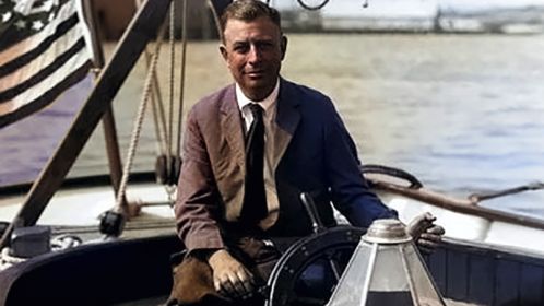 John Gale Alden, marinaio e designer americano