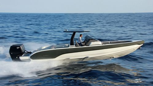 Onda Tenders delivers its first 371GT flagship model