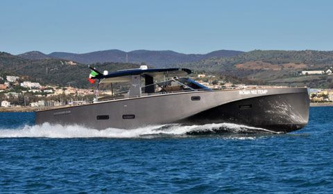  Heron Yacht 56 l'''airone'' dalle linee più che mai innovative plana al NauticSud
