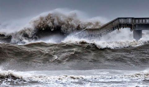Perché le tempeste che si scatenano sul mar Nero o nel Mediterraneo possono essere più pericolose di quelle oceaniche per la navigazione?